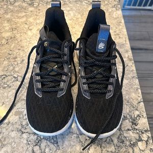 Curry Flow 10 Team Basketball Shoes Men 8